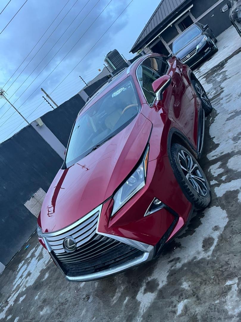 Lexus